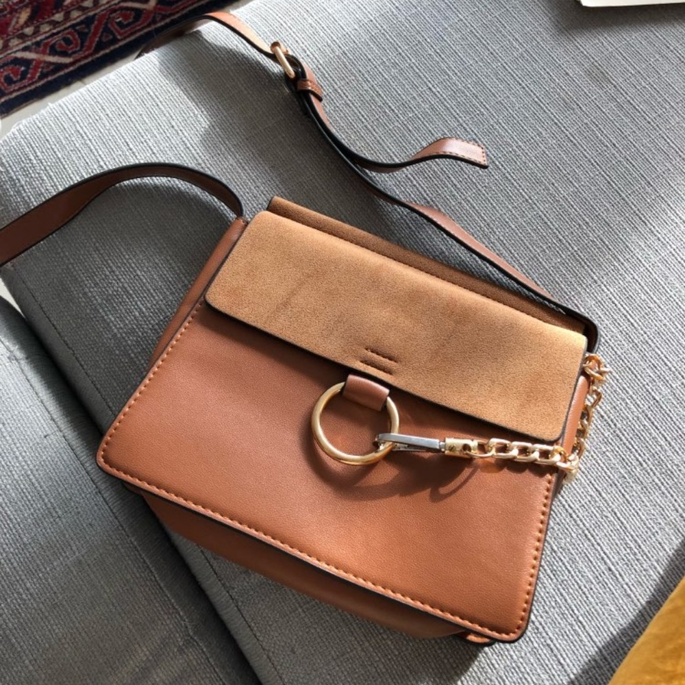 Faye Shoulder Bag in Cognac